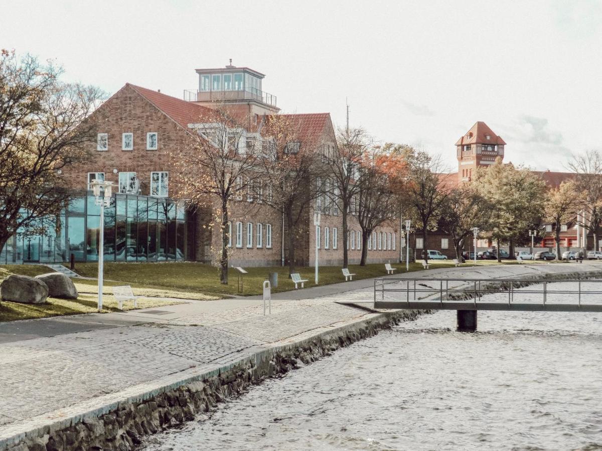 Hotel Hafenresidenz Stralsund Exterior photo